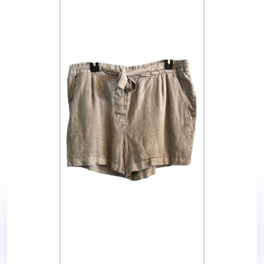 Artisan NY Women’s Minimalist Khaki Color   Linen Shorts size  12